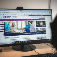 screen with Cochrane Library